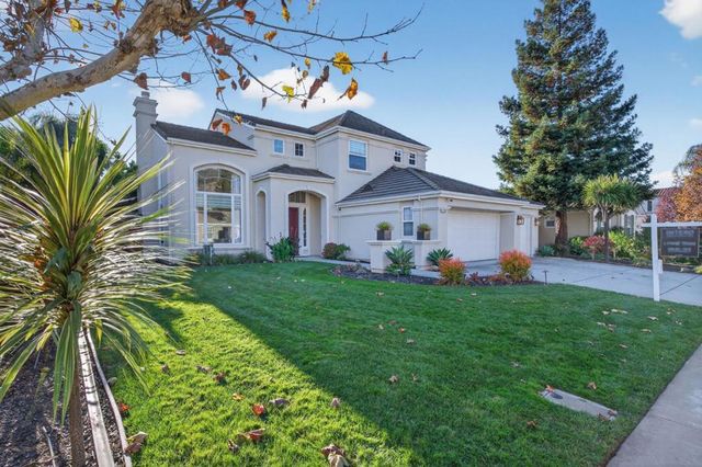 19127 Legend Court, Morgan Hill, CA 95037