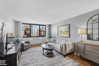 340 E 93rd St Apt 24K, New York City, NY 10128