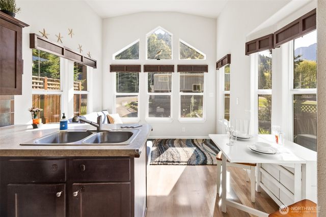 140 Jnell Lane, Port Angeles, WA 98363