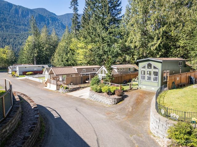 140 Jnell Lane, Port Angeles, WA 98363