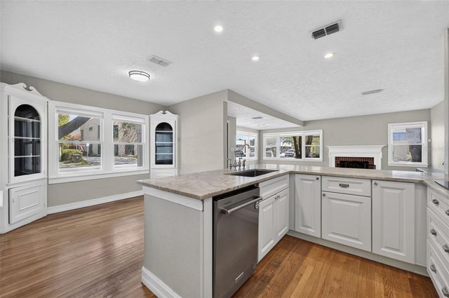 800 W SMITH STREET, Orlando, FL 32804