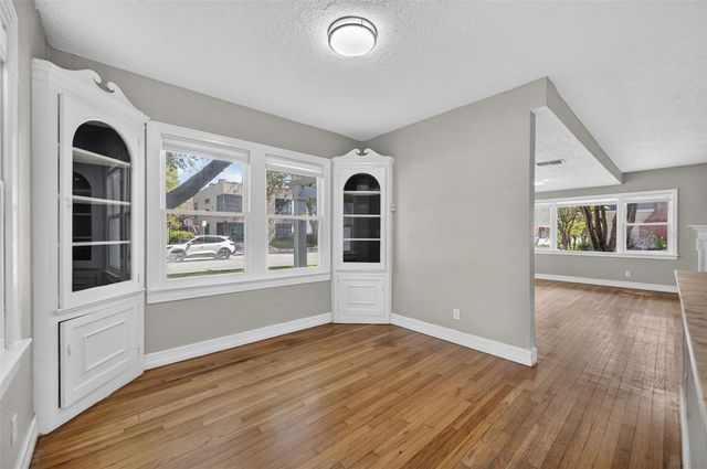 800 W SMITH STREET, Orlando, FL 32804
