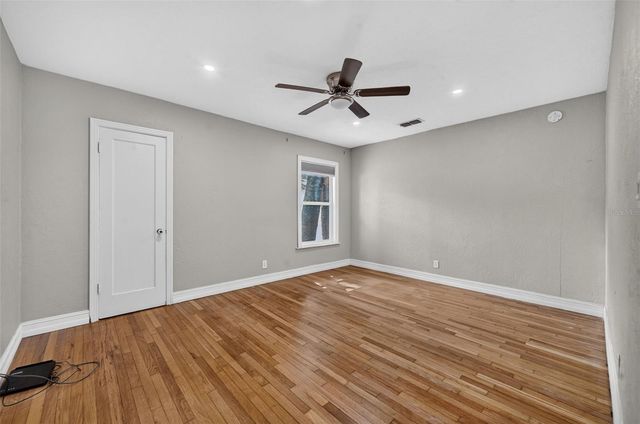800 W SMITH STREET, Orlando, FL 32804