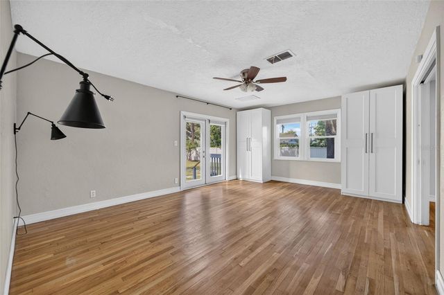 800 W SMITH STREET, Orlando, FL 32804