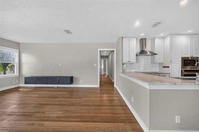 800 W SMITH STREET, Orlando, FL 32804