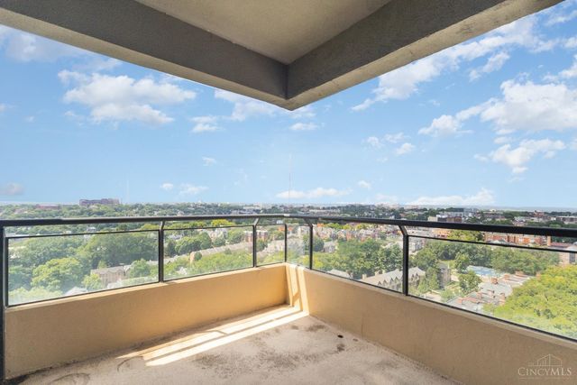 2121 Alpine Place, Cincinnati, OH 45206