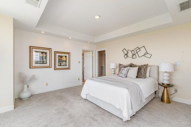 2121 Alpine Place, Cincinnati, OH 45206