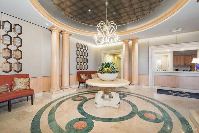 2121 Alpine Place, Cincinnati, OH 45206