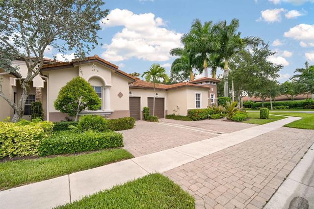 15074 Via Porta, Delray Beach, FL 33446