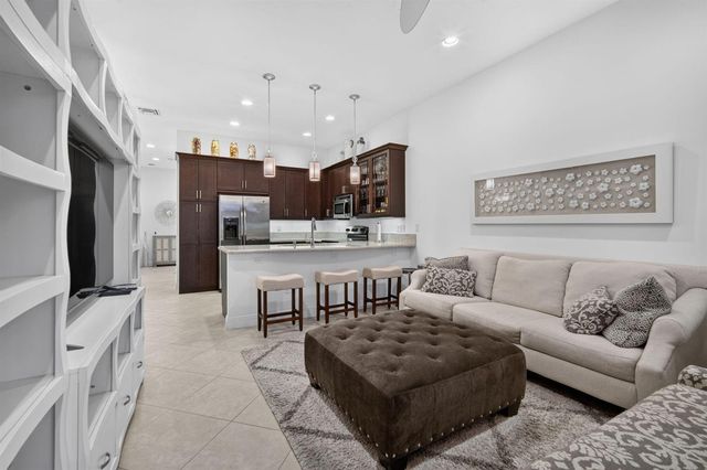 15074 Via Porta, Delray Beach, FL 33446