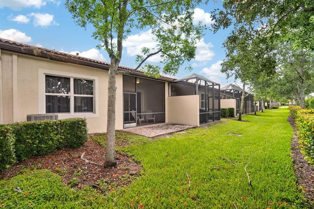 15074 Via Porta, Delray Beach, FL 33446