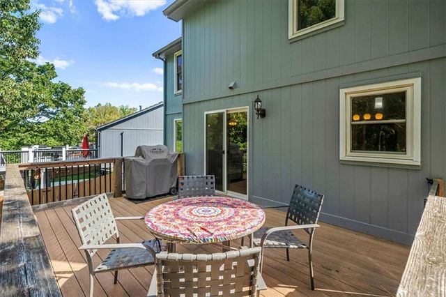 1512 NW 79th Terrace, Kansas City, MO 64118