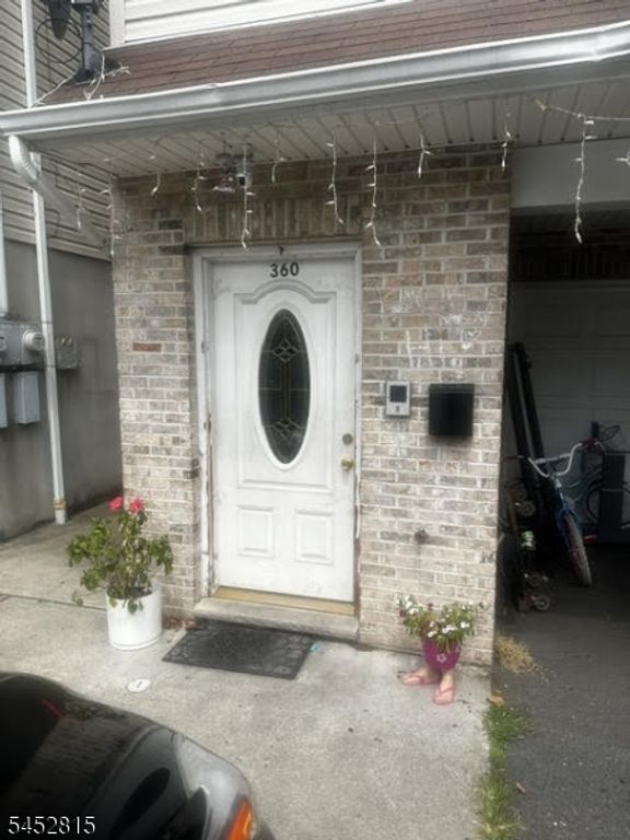 360 Highland Ave, Passaic City, NJ 07055 — photo 2