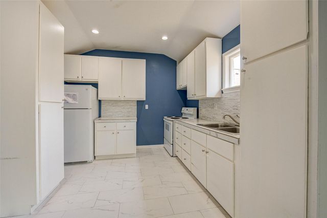 8709 Knox Street B, Houston, TX 77088