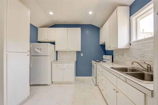 8709 Knox Street B, Houston, TX 77088