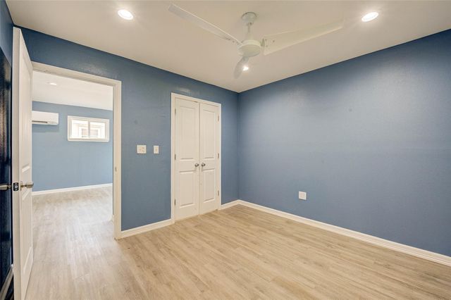 8709 Knox Street B, Houston, TX 77088