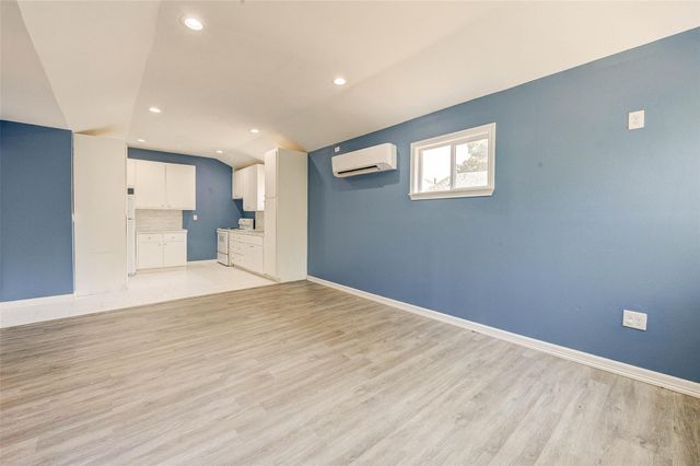 8709 Knox Street B, Houston, TX 77088