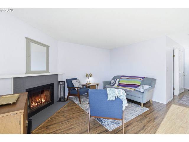 3433 MCNARY Pkwy 803, Lake Oswego, OR 97035