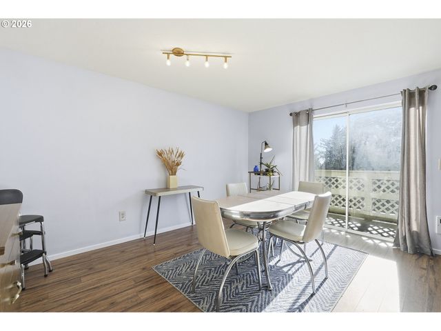 3433 MCNARY Pkwy 803, Lake Oswego, OR 97035