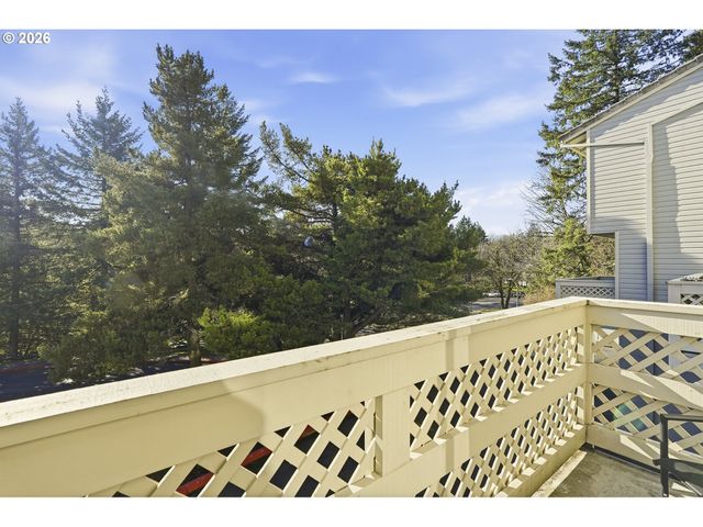 3433 MCNARY Pkwy 803, Lake Oswego, OR 97035