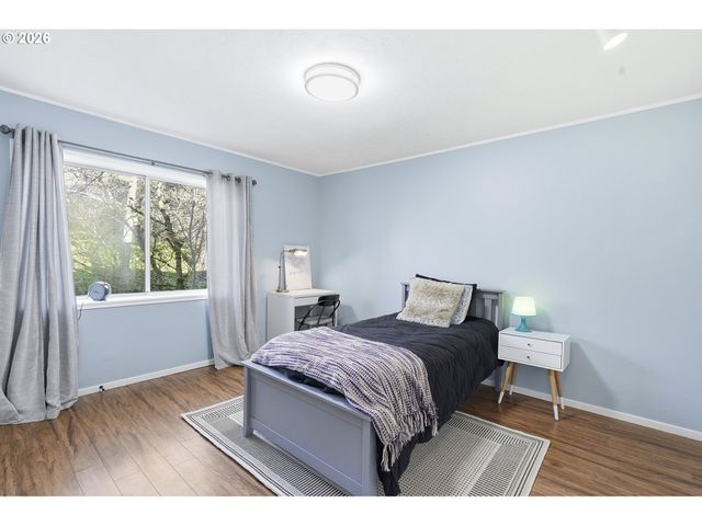 3433 MCNARY Pkwy 803, Lake Oswego, OR 97035