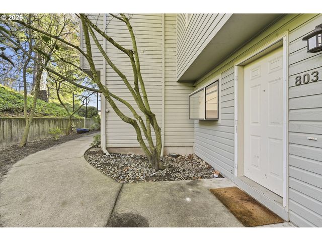 3433 MCNARY Pkwy 803, Lake Oswego, OR 97035