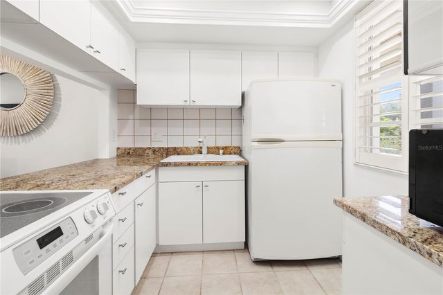 4340 FALMOUTH DRIVE D-204, Longboat Key, FL 34228