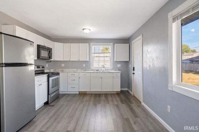 1404 W MULBERRY Street, Kokomo, IN 46901