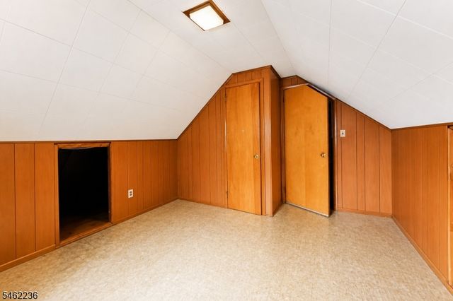 77 Independence Dr, Roselle Boro, NJ 07203