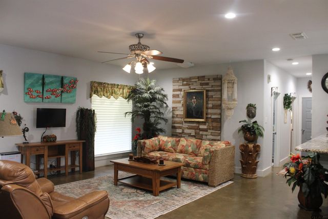 2468 FM 2767, Kilgore, TX 75662