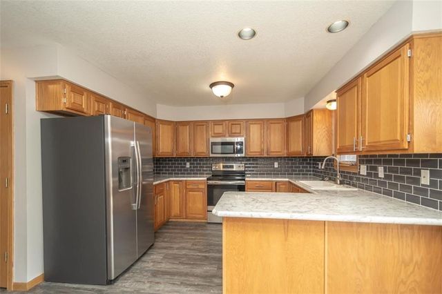 1729 Whitmore Court, Lawrence, KS 66046