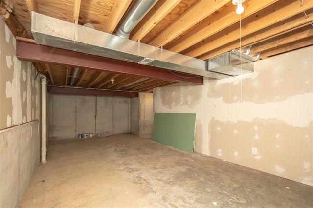 1729 Whitmore Court, Lawrence, KS 66046