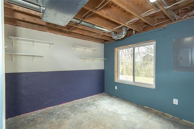 1729 Whitmore Court, Lawrence, KS 66046