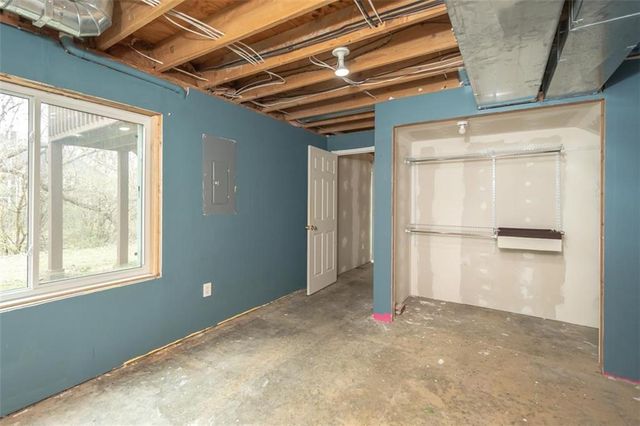 1729 Whitmore Court, Lawrence, KS 66046