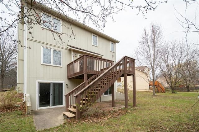 1729 Whitmore Court, Lawrence, KS 66046