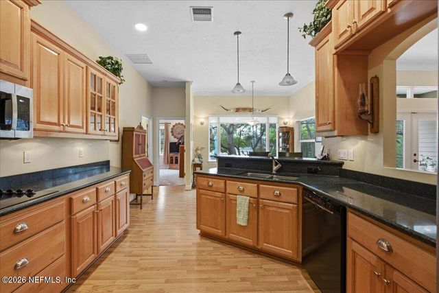 103 DEEP LAKE Trail, Melrose, FL 32666