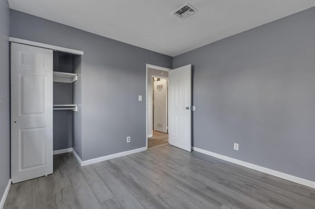 1945 Riverdale Road, Columbus, OH 43232