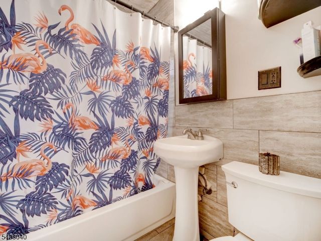 229 Palisade Ave, Garfield City, NJ 07026