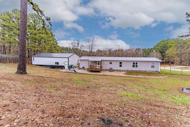 11443 S Whispering Pine Road, Huntingburg, IN 47542