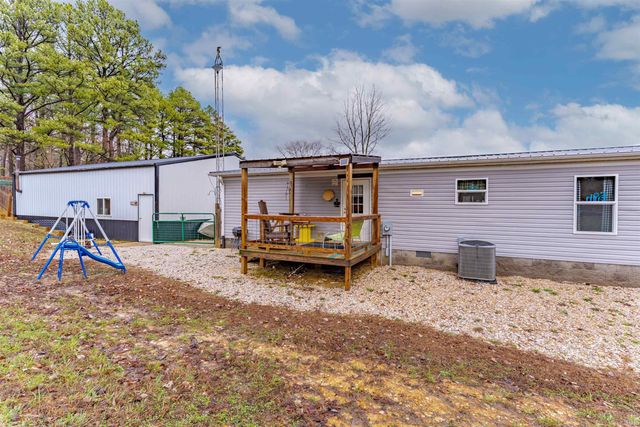 11443 S Whispering Pine Road, Huntingburg, IN 47542