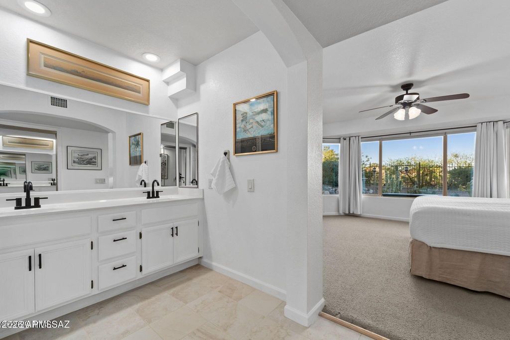 Image 19 of property listing at 14610 N CHALK CREEK Drive, Oro Valley, AZ 85755