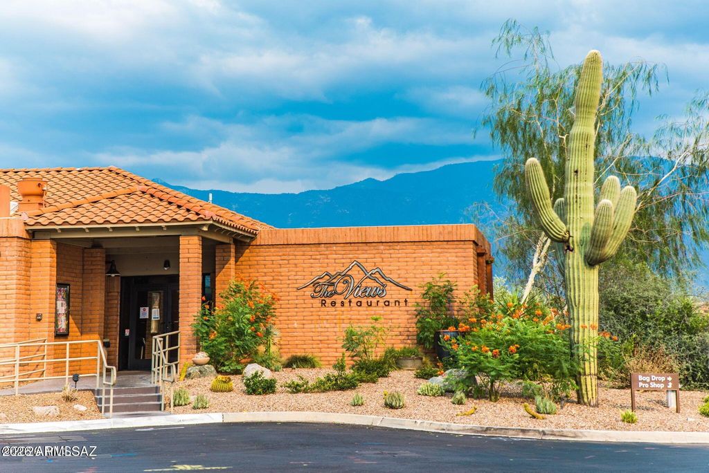 Image 38 of property listing at 14610 N CHALK CREEK Drive, Oro Valley, AZ 85755