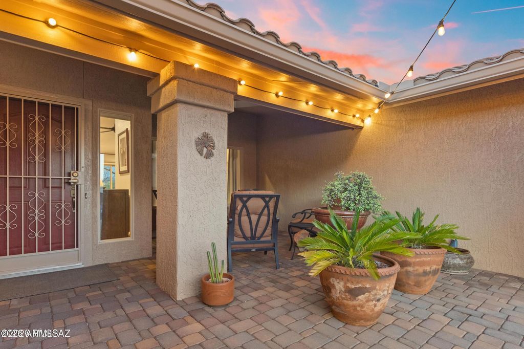 Image 6 of property listing at 14610 N CHALK CREEK Drive, Oro Valley, AZ 85755