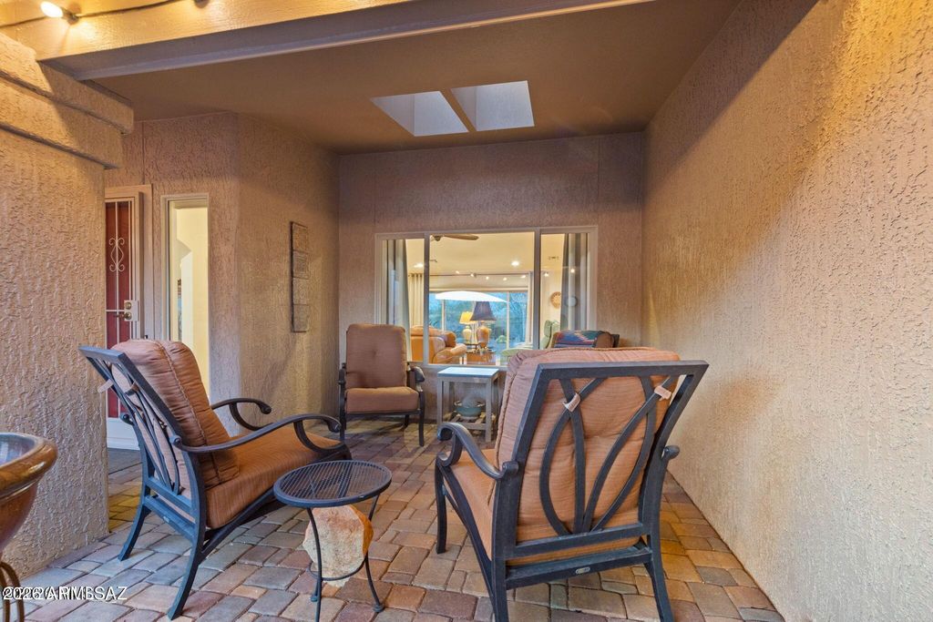Image 7 of property listing at 14610 N CHALK CREEK Drive, Oro Valley, AZ 85755