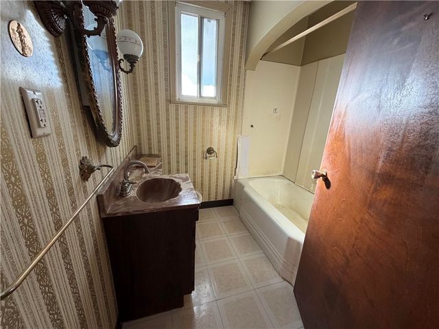 748 Caldwell Ave, New Kensington, PA 15068