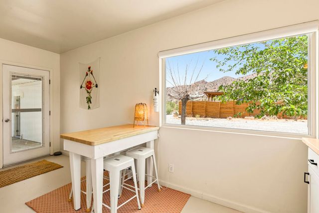 8669 Via Rocosa Road, Joshua Tree, CA 92252
