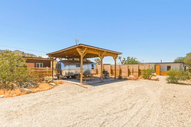 8669 Via Rocosa Road, Joshua Tree, CA 92252