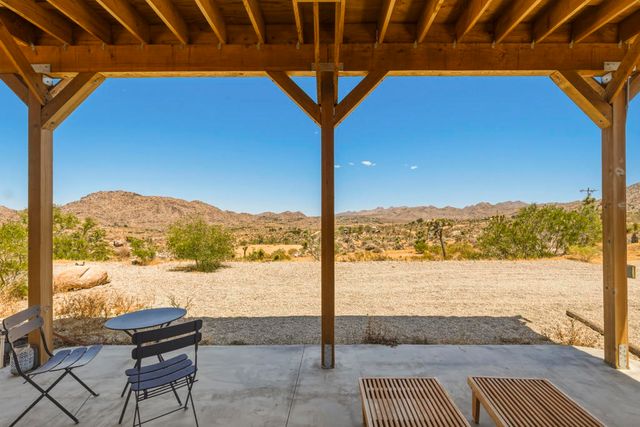 8669 Via Rocosa Road, Joshua Tree, CA 92252