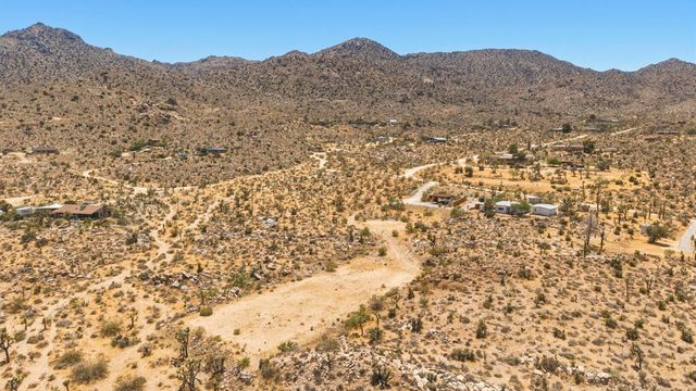 8669 Via Rocosa Road, Joshua Tree, CA 92252