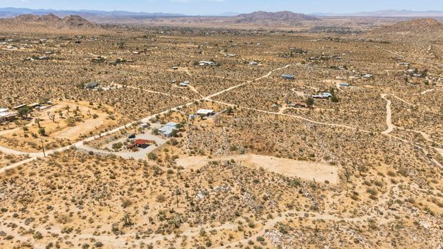 8669 Via Rocosa Road, Joshua Tree, CA 92252